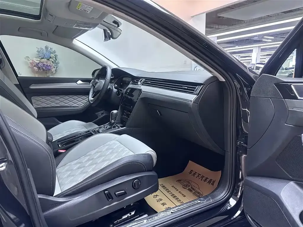 Volkswagen Magotan 2023 из CN, фото 3