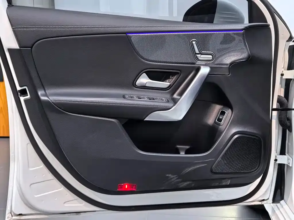 Mercedes-Benz A-Class 2022 из CN, фото 10