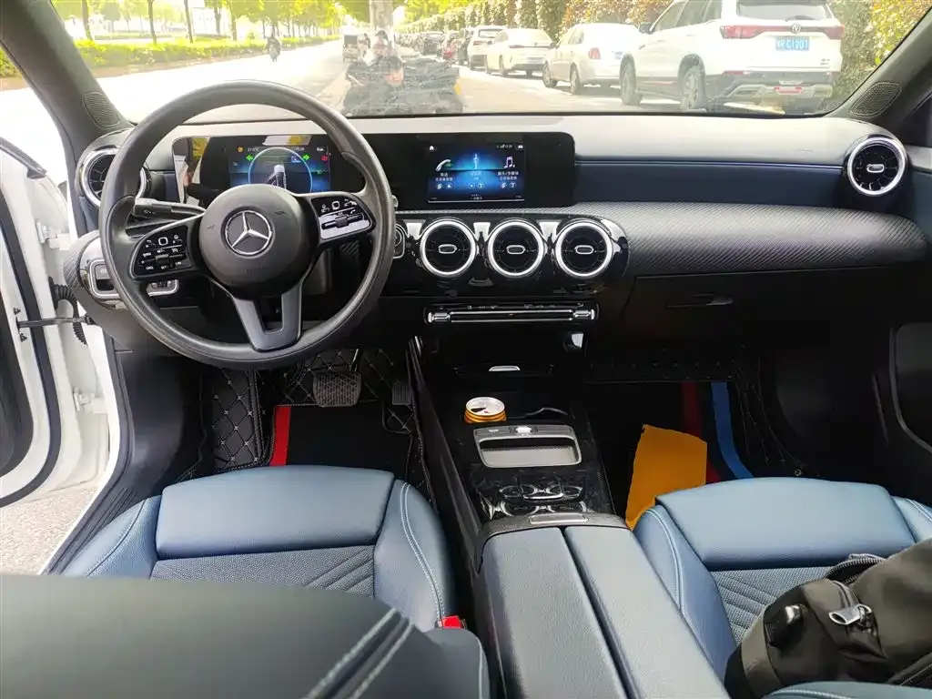 Mercedes-Benz A-Class 2021 из CN, фото 2