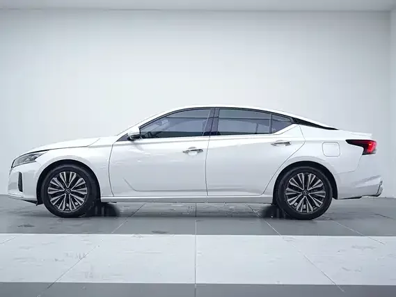 Nissan Teana — фото 5