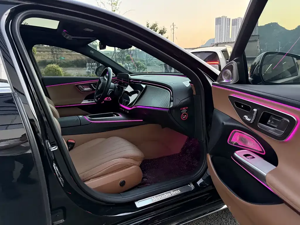 Mercedes-Benz E-Class 2024 из CN, фото 5