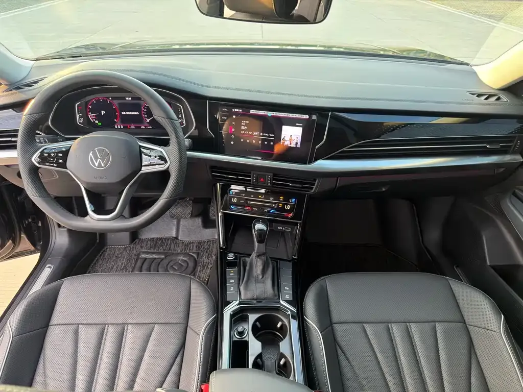 Volkswagen Passat — фото 4
