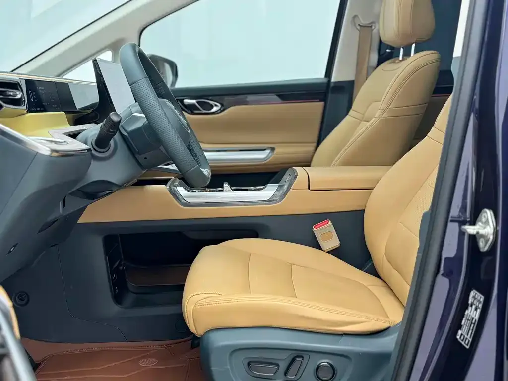 GAC Motor E8 Hybrid 2024 из CN, фото 2