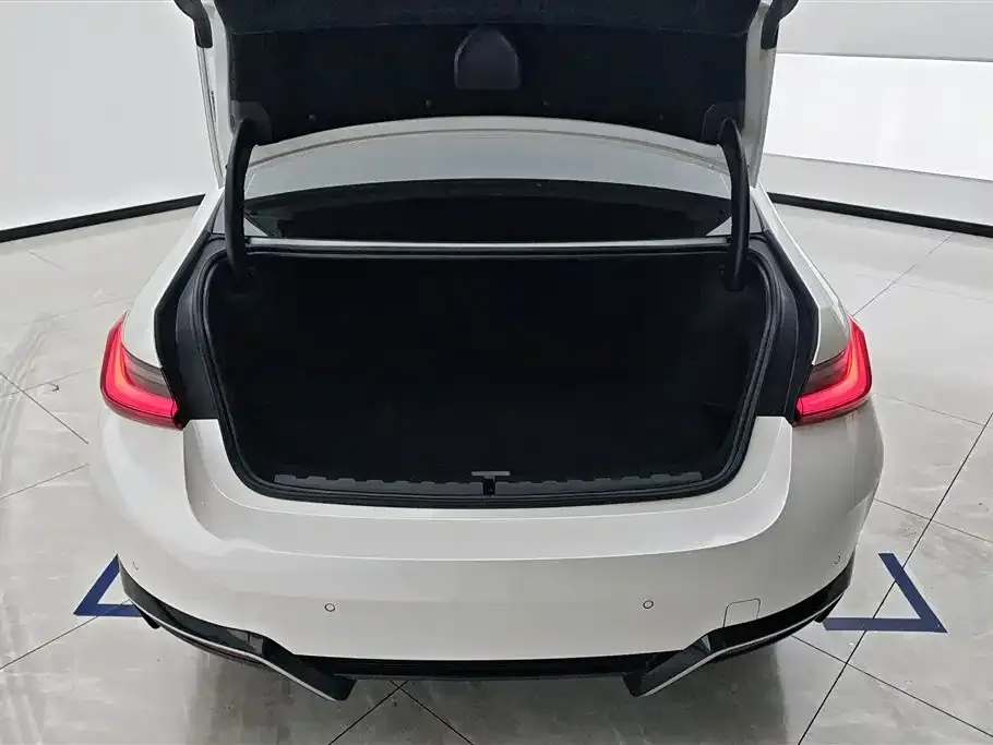 BMW i3 2023 из CN, фото 6