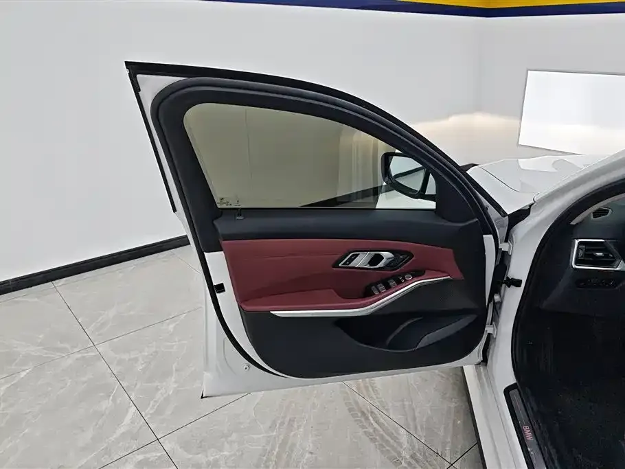 BMW i3 2023 из CN, фото 3