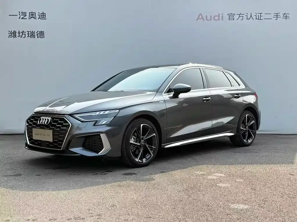 Audi A3 2024 из CN, фото 1