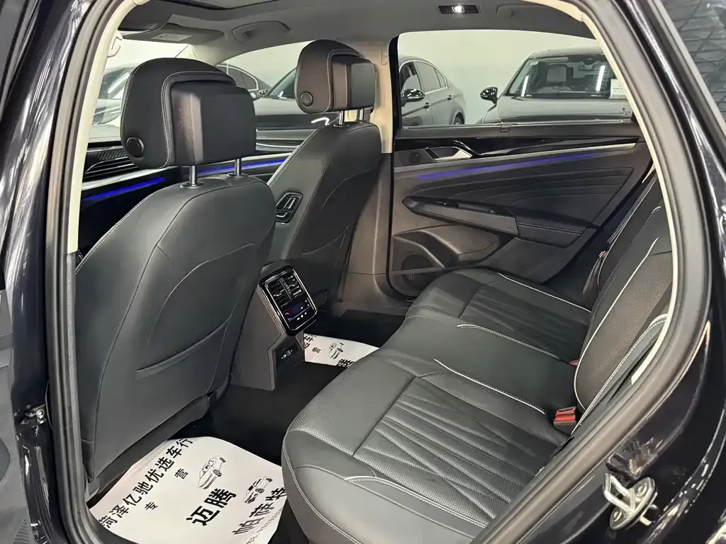 Volkswagen Passat 2022 из CN, фото 5