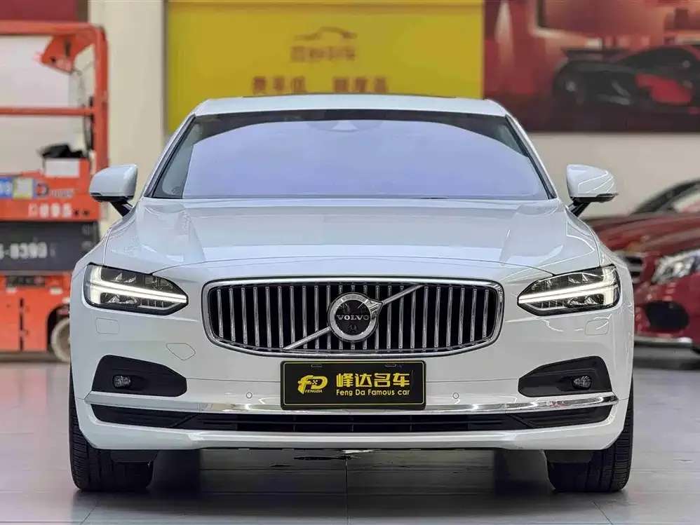 Volvo S90 — фото 8