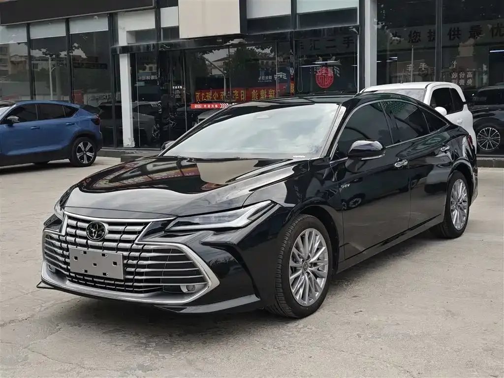 Toyota Avalon 2024 из CN, фото 1