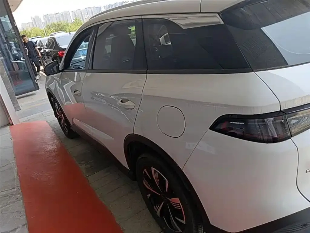 BYD Seal 05 DM-i — фото 4