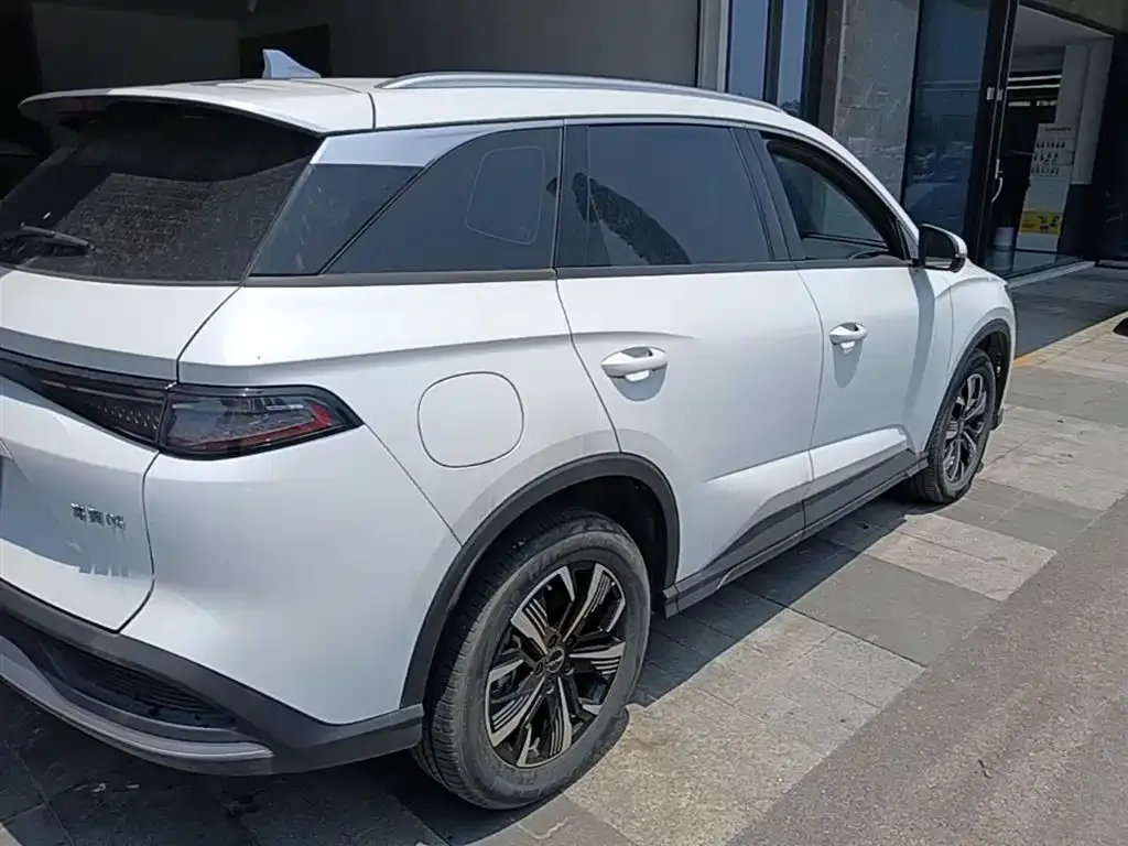 BYD Seal 05 DM-i — фото 10