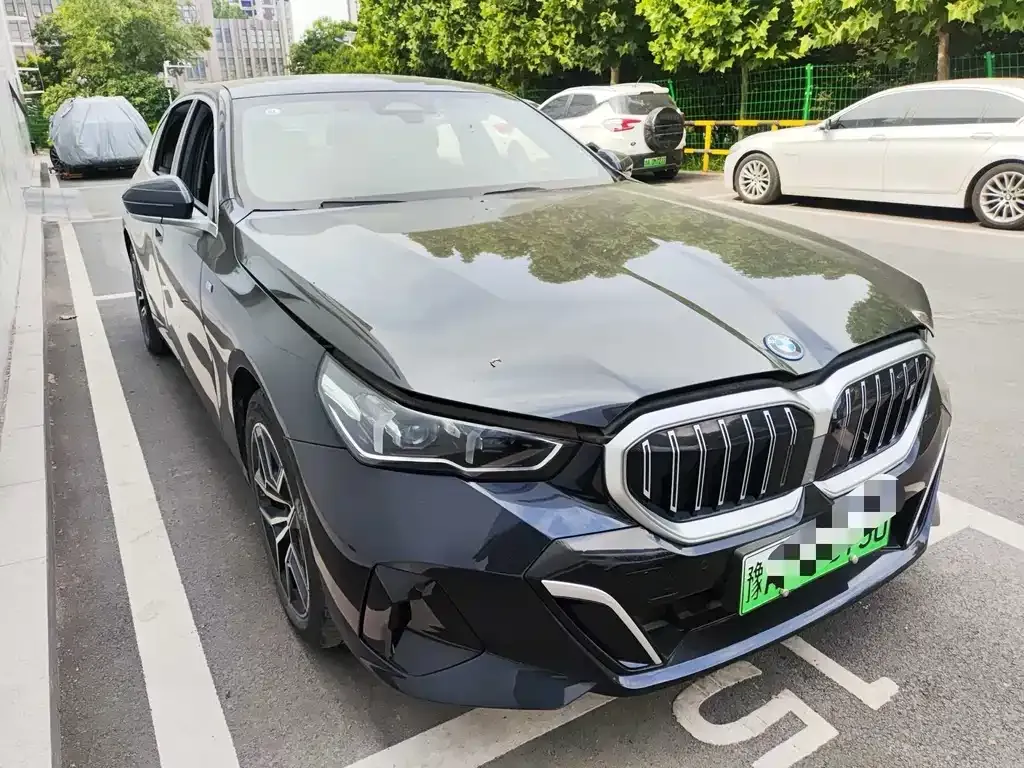 BMW i5 2025 из CN, фото 6
