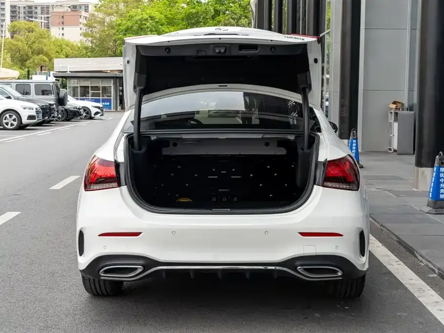 Mercedes-Benz A-Class 2023 из CN, фото 5