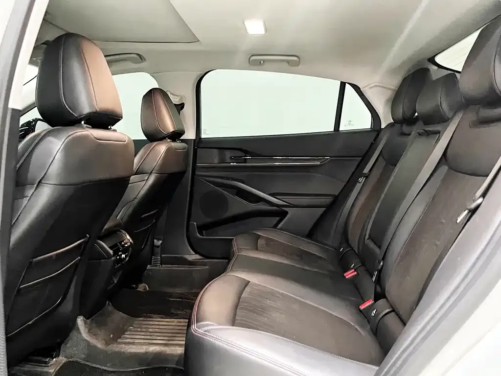 Ford Mondeo 2023 из CN, фото 4