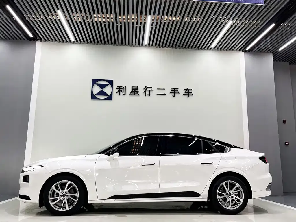Ford Mondeo 2023 из CN, фото 10