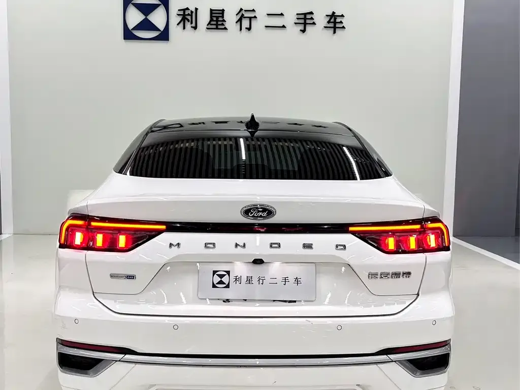 Ford Mondeo 2023 из CN, фото 7