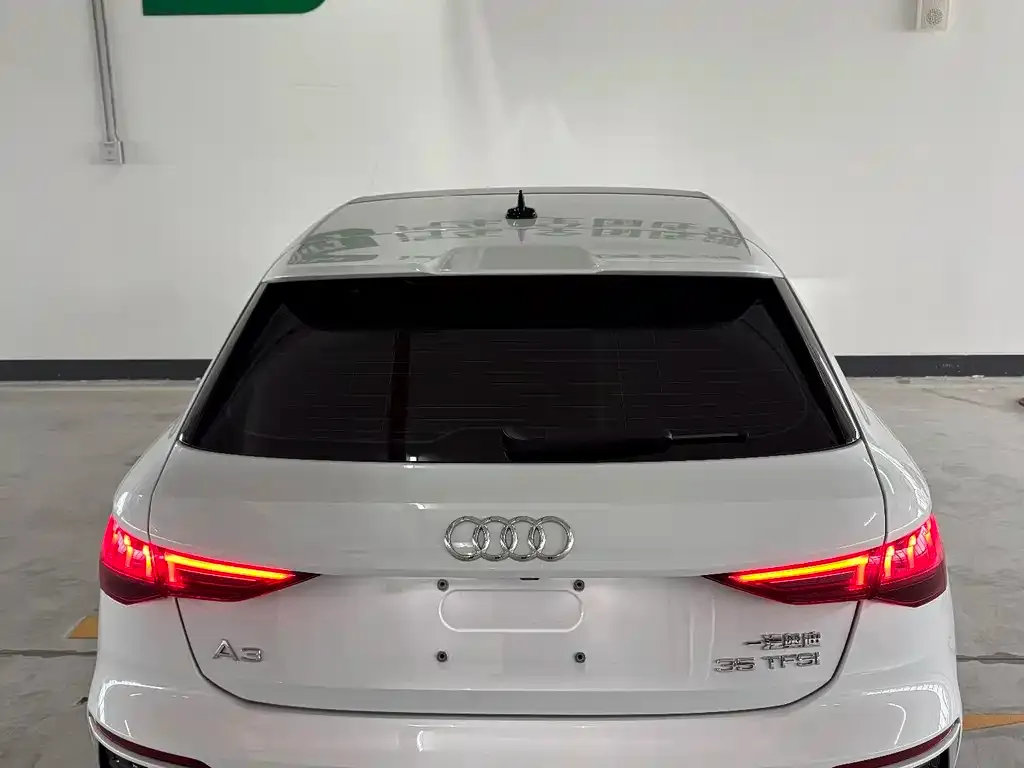 Audi A3 2023 из CN, фото 10