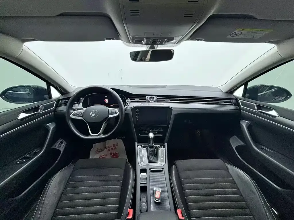 Volkswagen Magotan 2022 из CN, фото 8