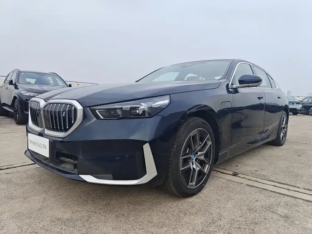 BMW i5 2026 из CN, фото 1
