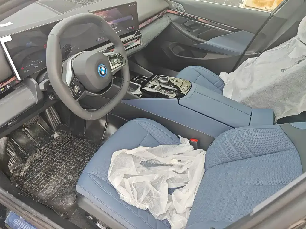 BMW i5 2026 из CN, фото 8
