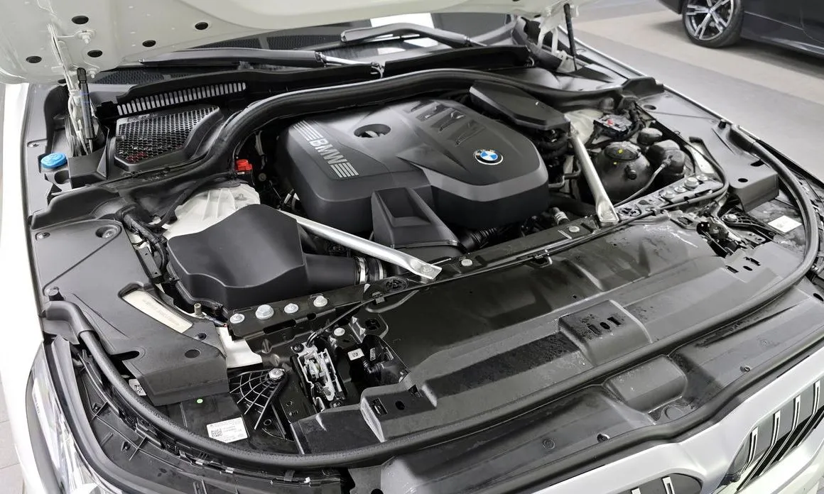 BMW 5-Series 2024 из KR, фото 10