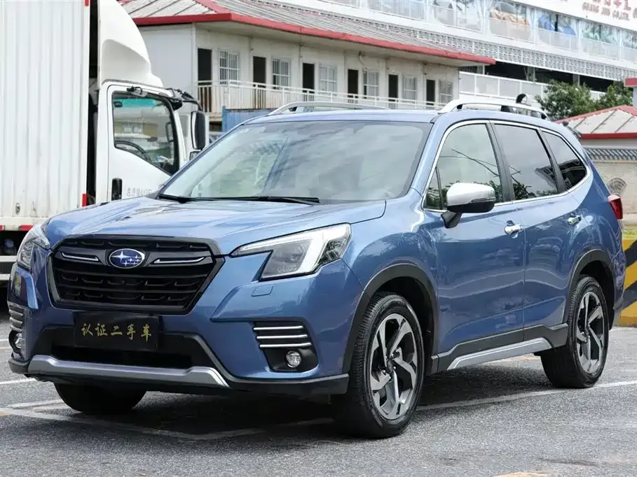 Subaru Forester — фото 1