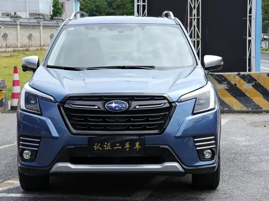 Subaru Forester — фото 2