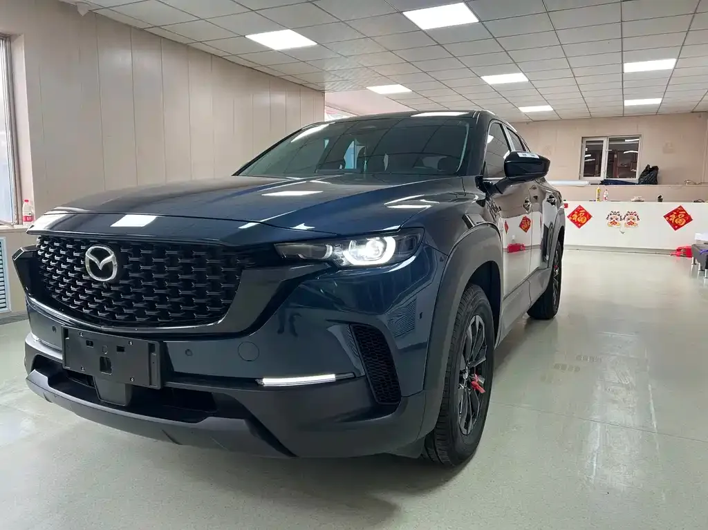 Mazda CX-50 — фото 1