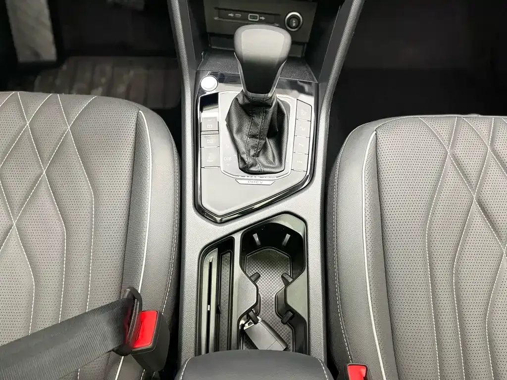 Volkswagen Tiguan L New Energy 2022 из CN, фото 10