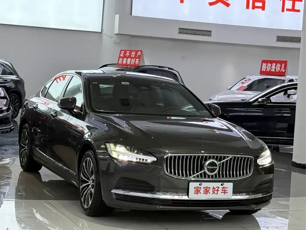 Volvo S90 2024 из CN, фото 8