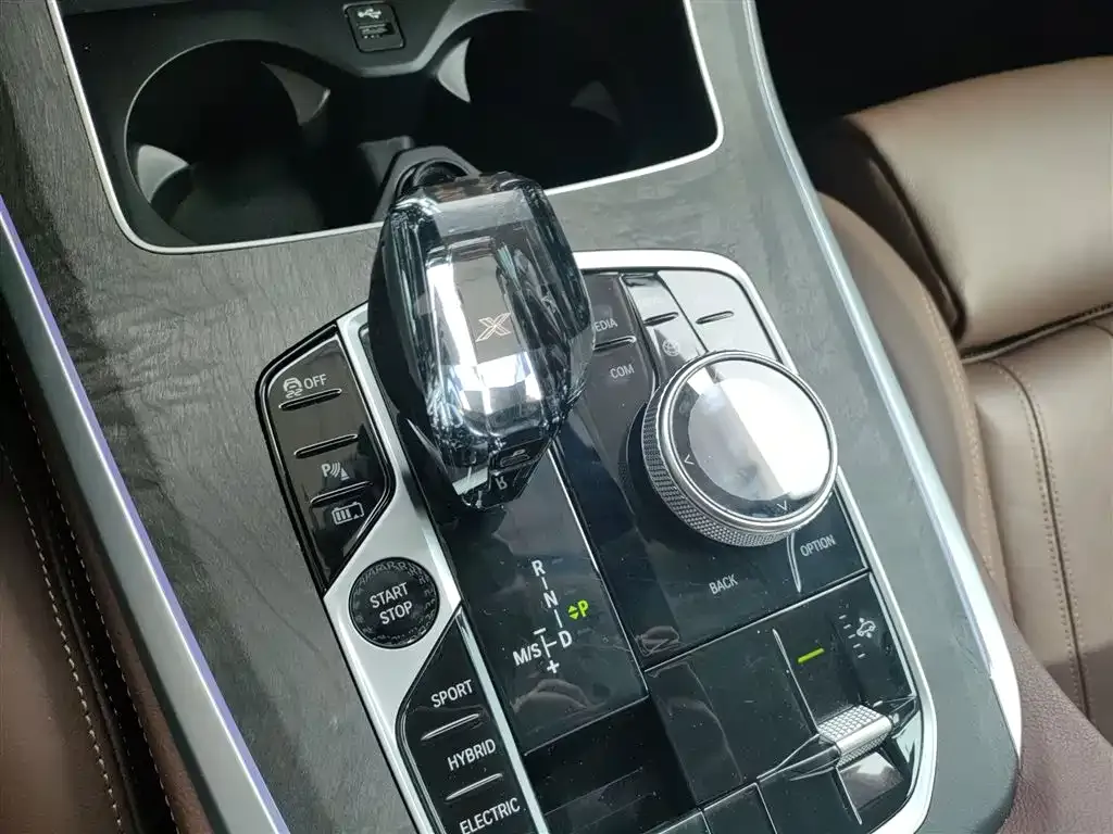 BMW X5 New Energy (Import) 2022 из CN, фото 4