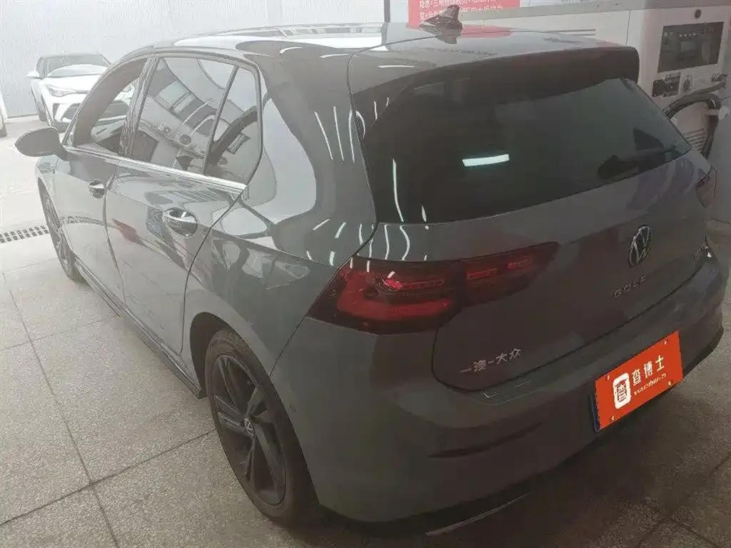 Volkswagen Golf 2022 из CN, фото 10