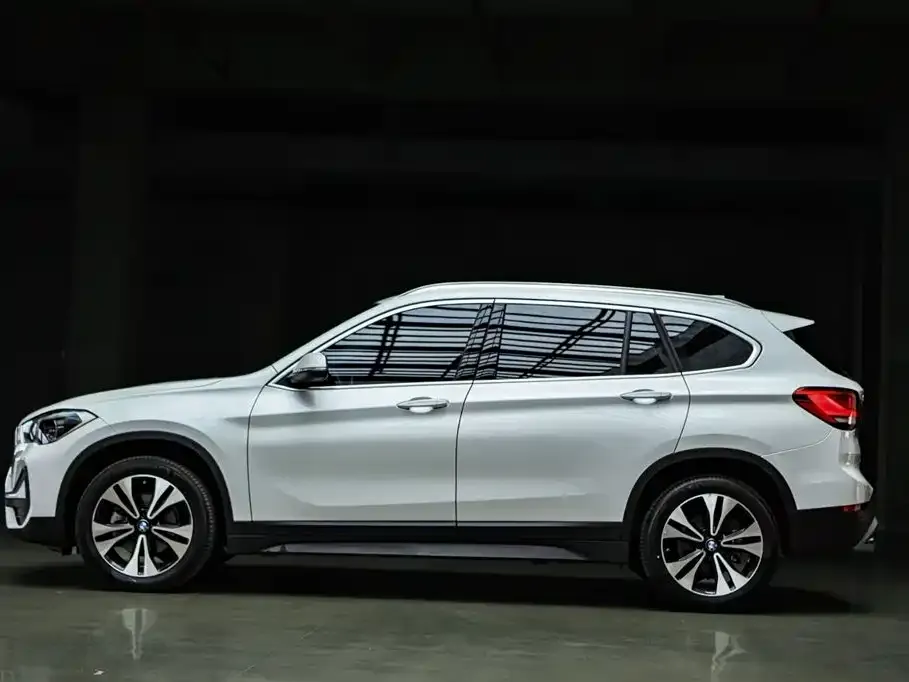BMW X1 2022 из CN, фото 5