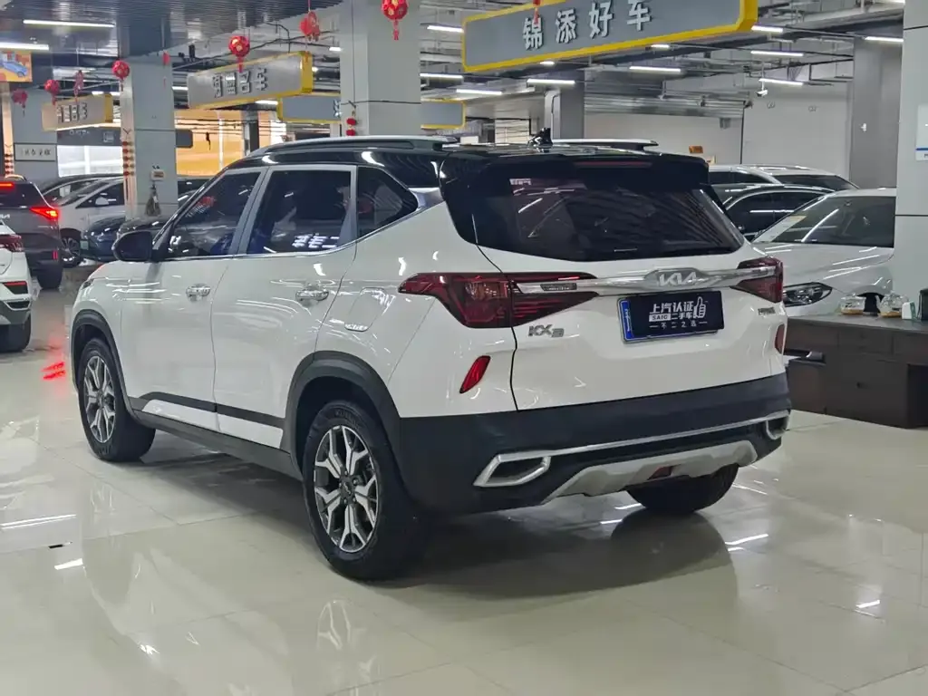 Kia KX3 2022 из CN, фото 8