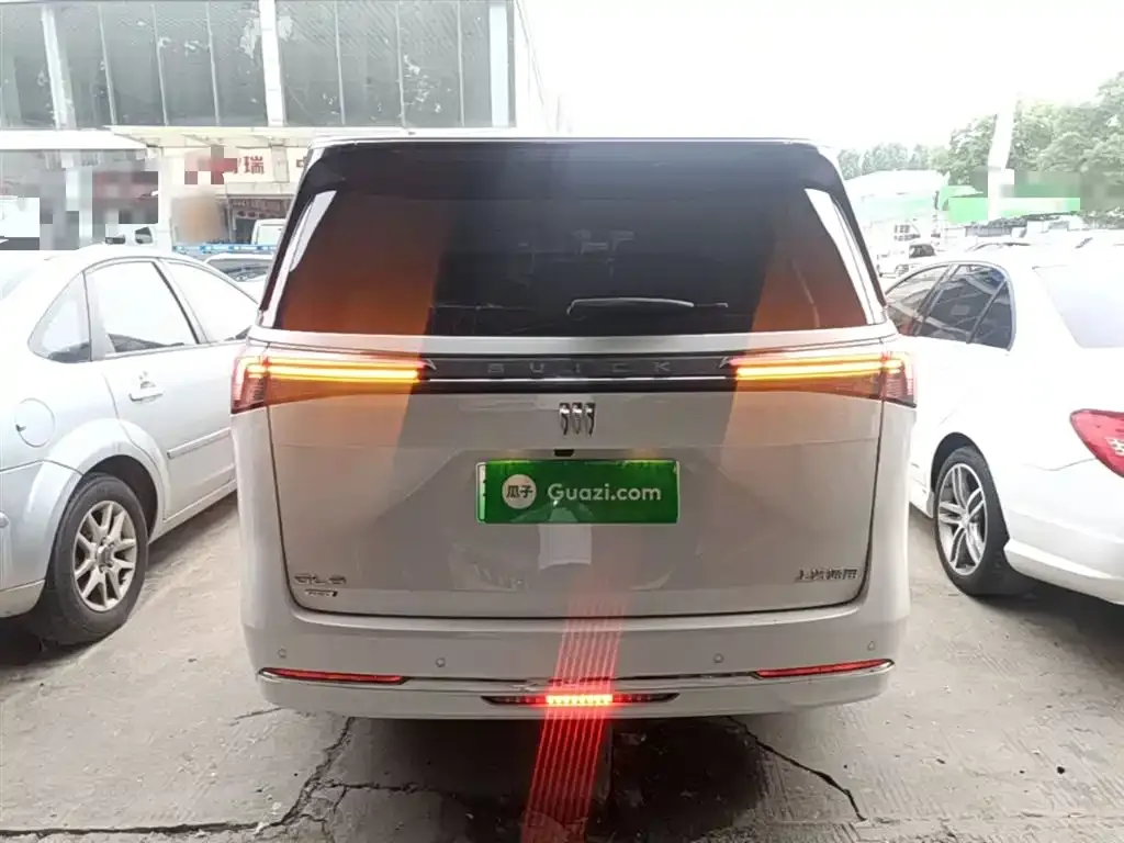 Buick GL8 Hybrid 2025 из CN, фото 8