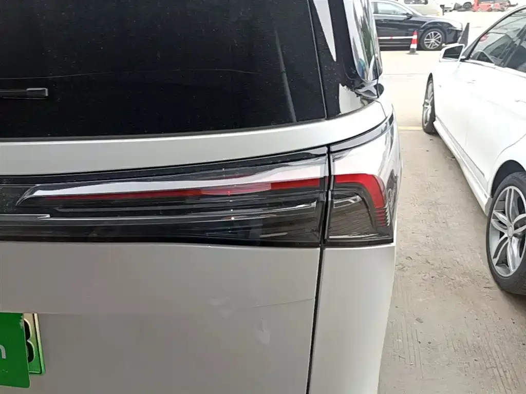 Buick GL8 Hybrid 2025 из CN, фото 7