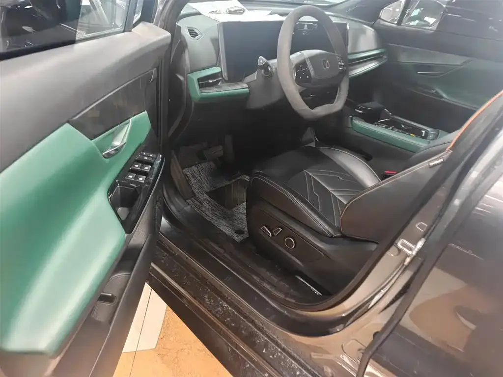 Changan UNI-T 2023 из CN, фото 4