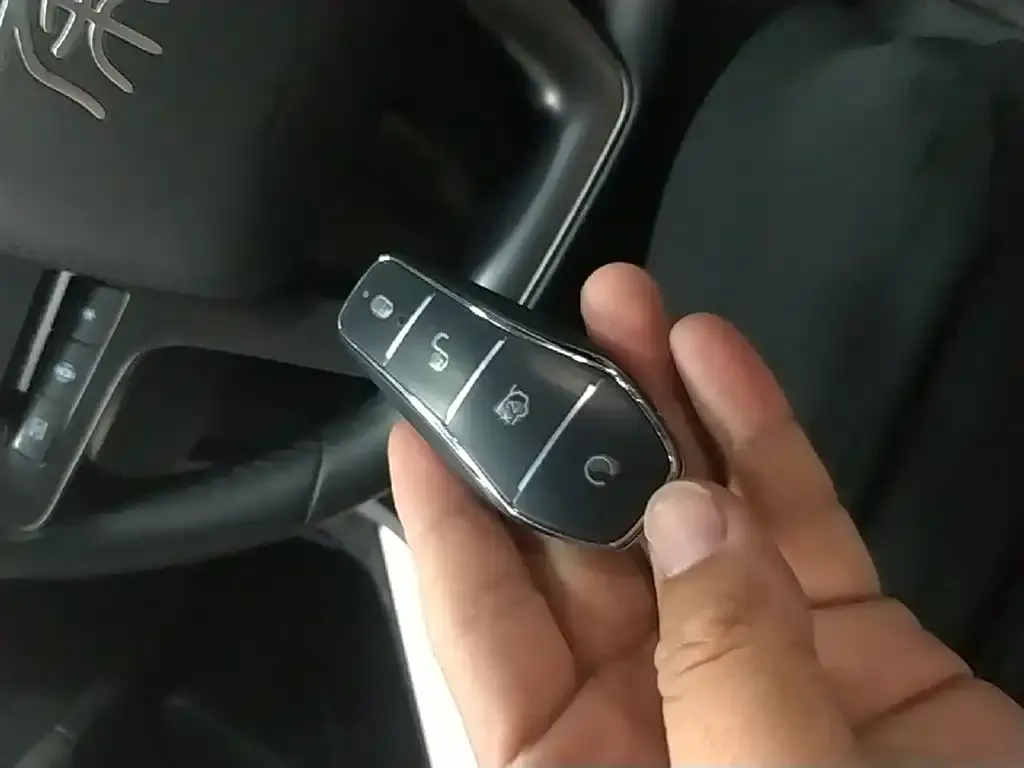 BYD Qin L 2025 из CN, фото 3