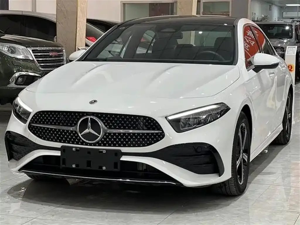 Mercedes-Benz A-Class — фото 1