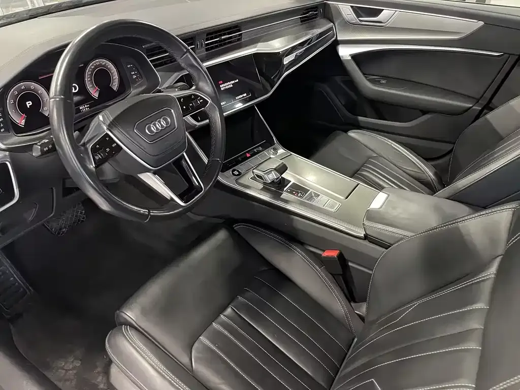 Audi A6L — фото 7