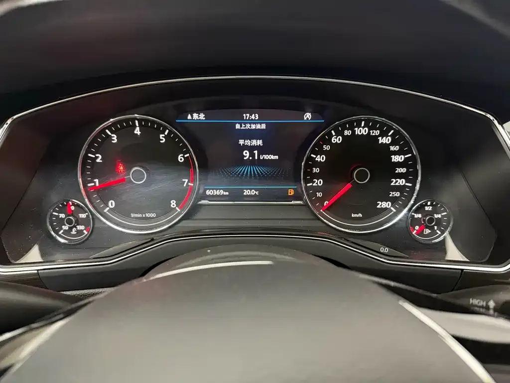 Volkswagen Phideon 2021 из CN, фото 10