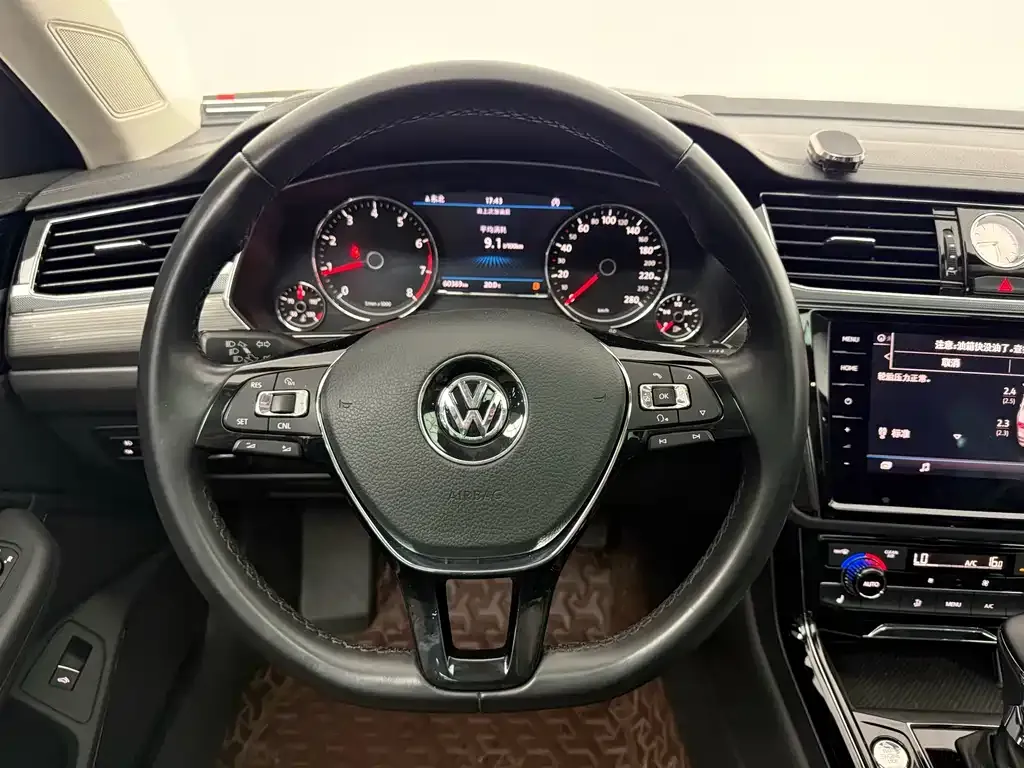 Volkswagen Phideon 2021 из CN, фото 3