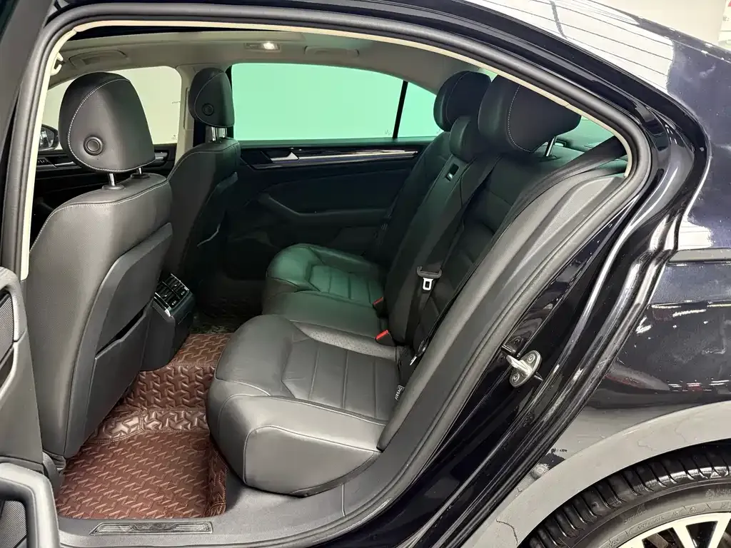 Volkswagen Phideon 2021 из CN, фото 6