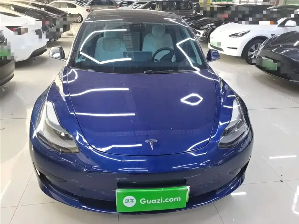 Tesla Model 3 — фото 8