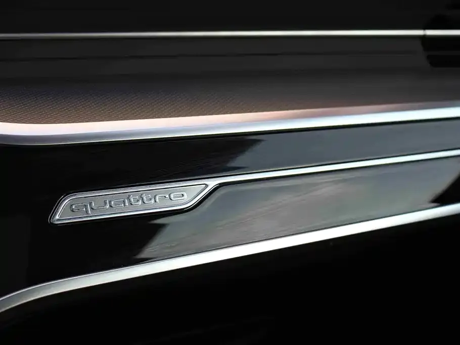 Audi A7L 2025 из CN, фото 4