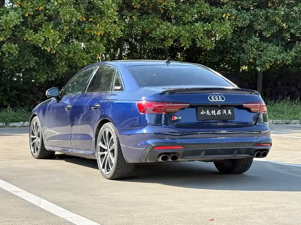 Audi S4 — фото 5
