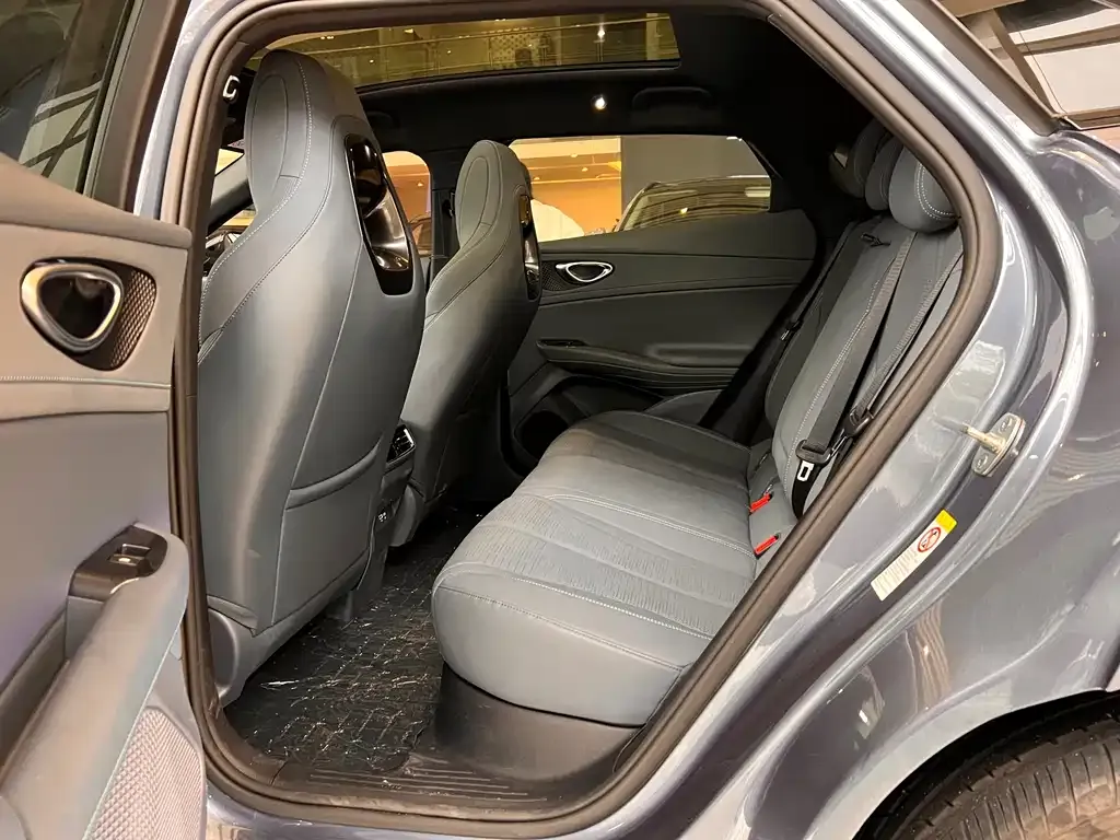 BYD Seal 06GT 2025 из CN, фото 4