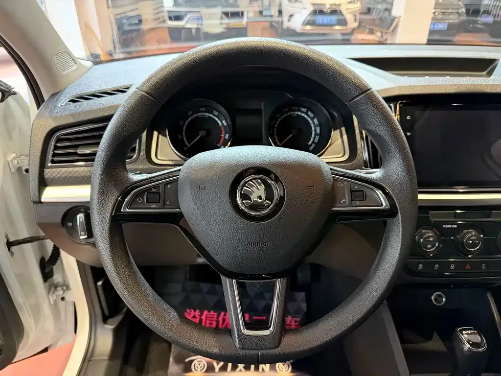 Skoda Kamiq — фото 4