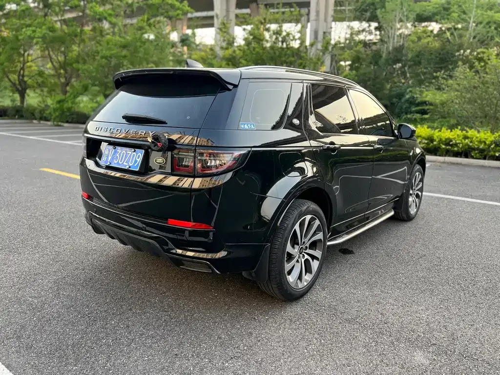 Land Rover Discovery Sport — фото 10