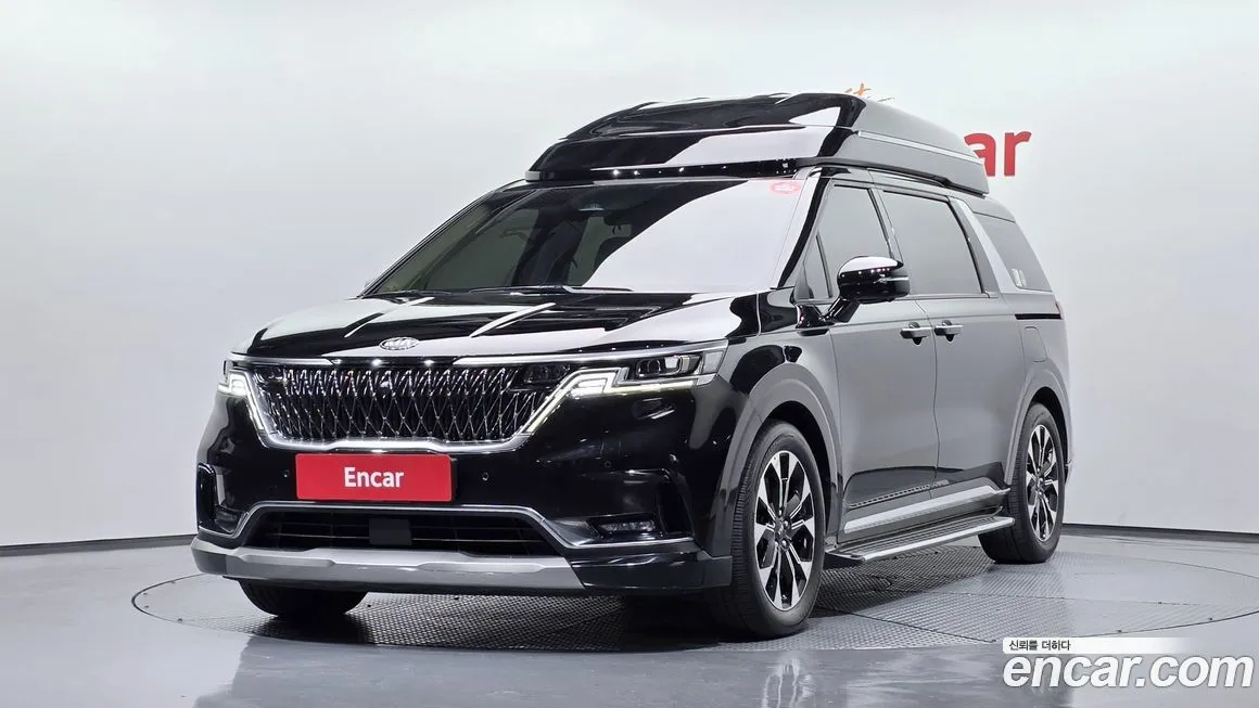 Kia Carnival — фото 1